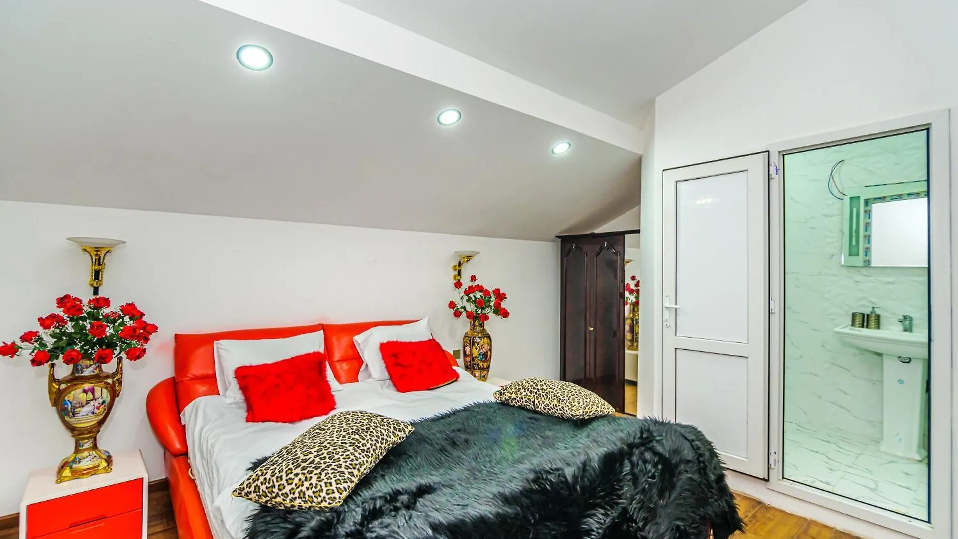 Sera Hotel Baky 4*,