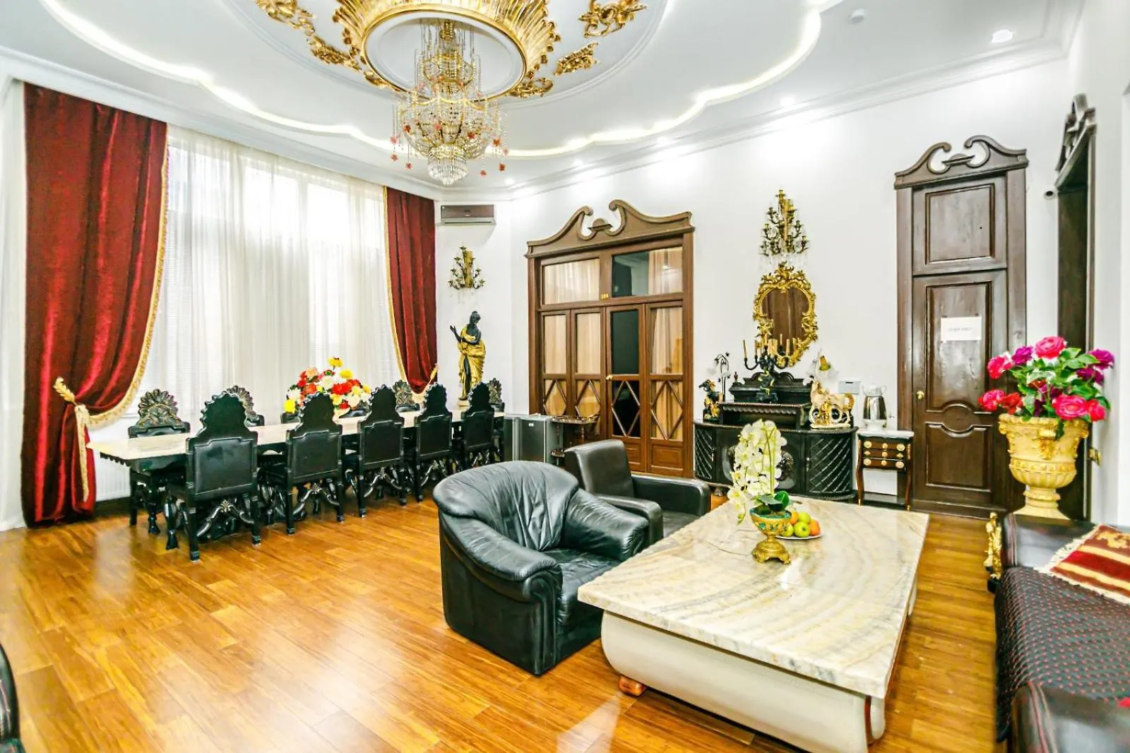 Sera Hotel Baku